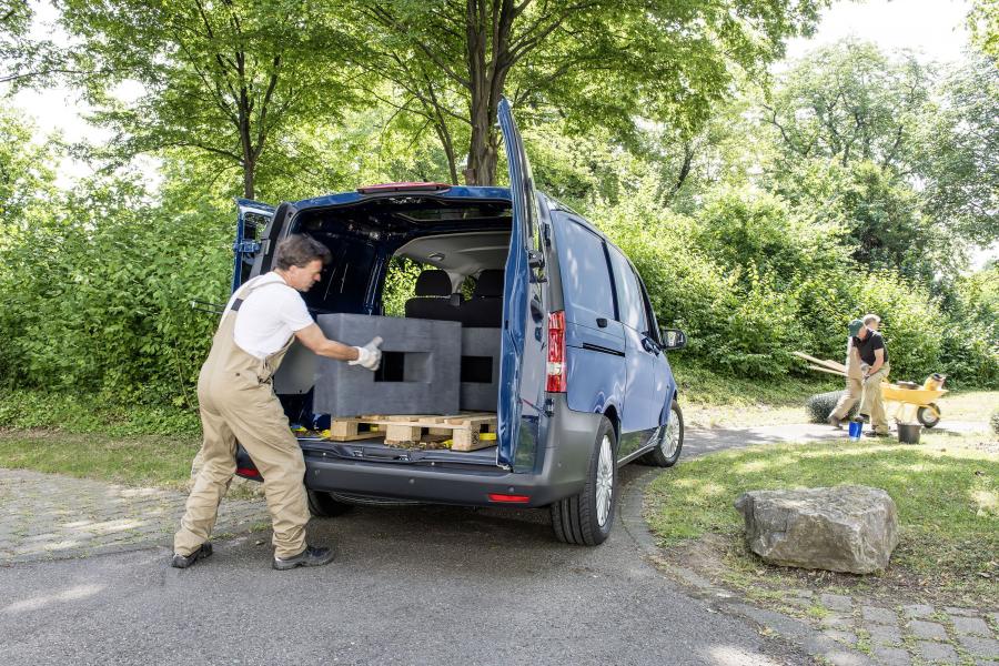  Mercedes-Benz Vito Mixto 2014 года  (фото 5 из 32)